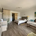 Dans Oliveraie Tres Beau 11 Pers Villa *