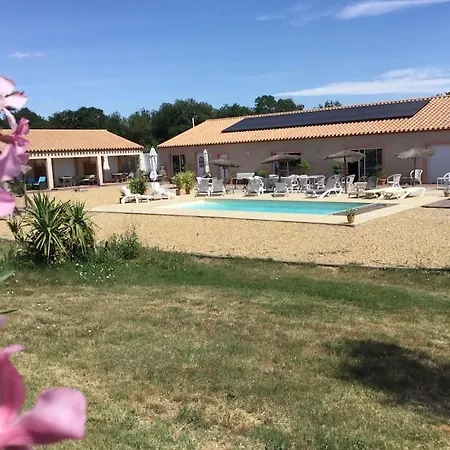 Вилла Dans Oliveraie Tres Beau 11 Pers