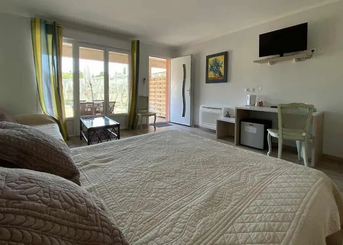 Dans Oliveraie Tres Beau 11 Pers *